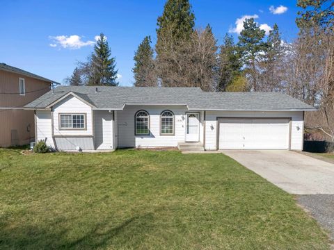 Photo of 1208 S Havana St, Spokane, WA 99202 (MLS # 202614277)