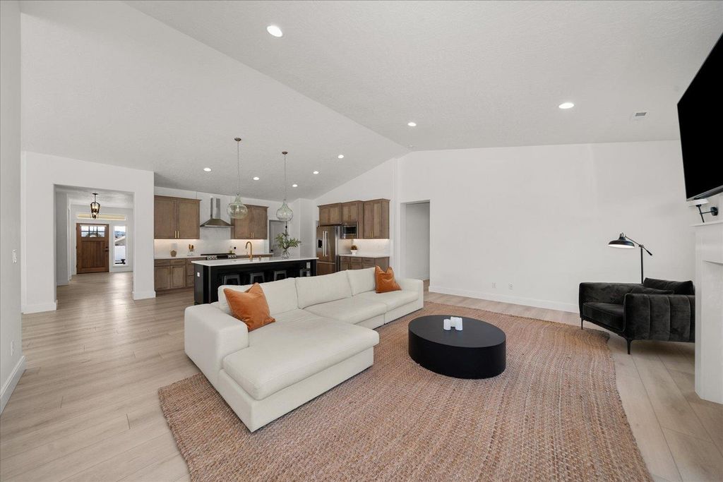 Photo of 19715 E 11th Ave, Spokane Valley, WA 99016 (MLS # 202615864)