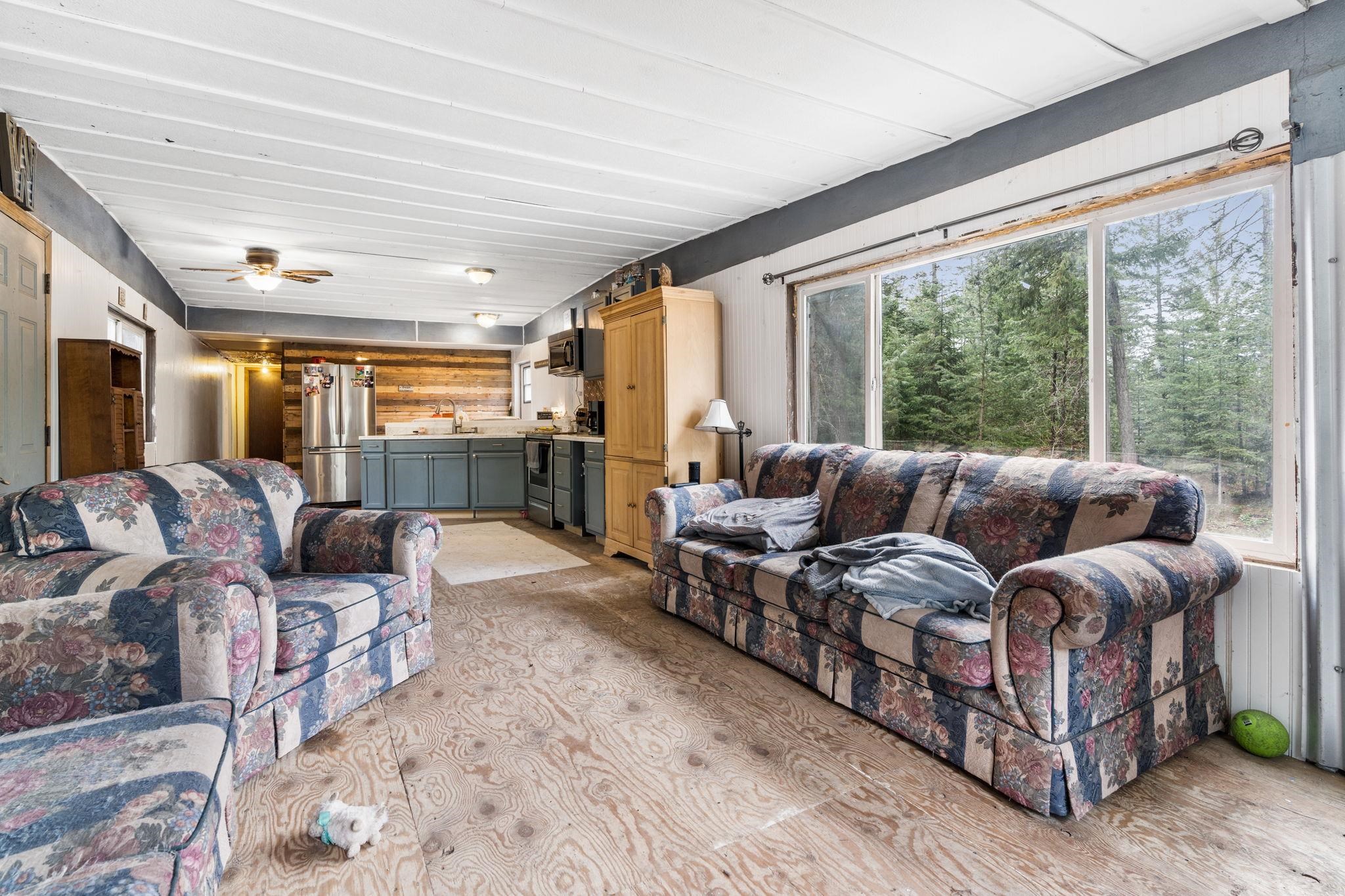 Photo 8 of 22 of 5000 N Redman Rd mobile home