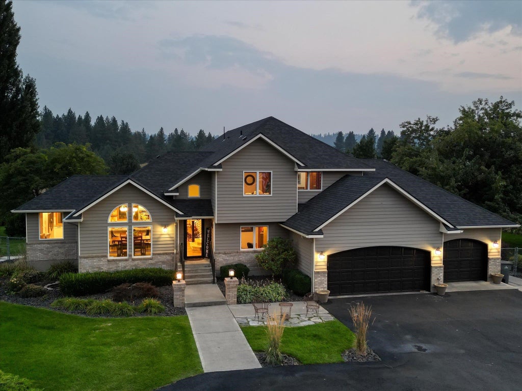 Photo of 9615 W Melville Rd, Cheney, WA 99004 (MLS # 202624349)