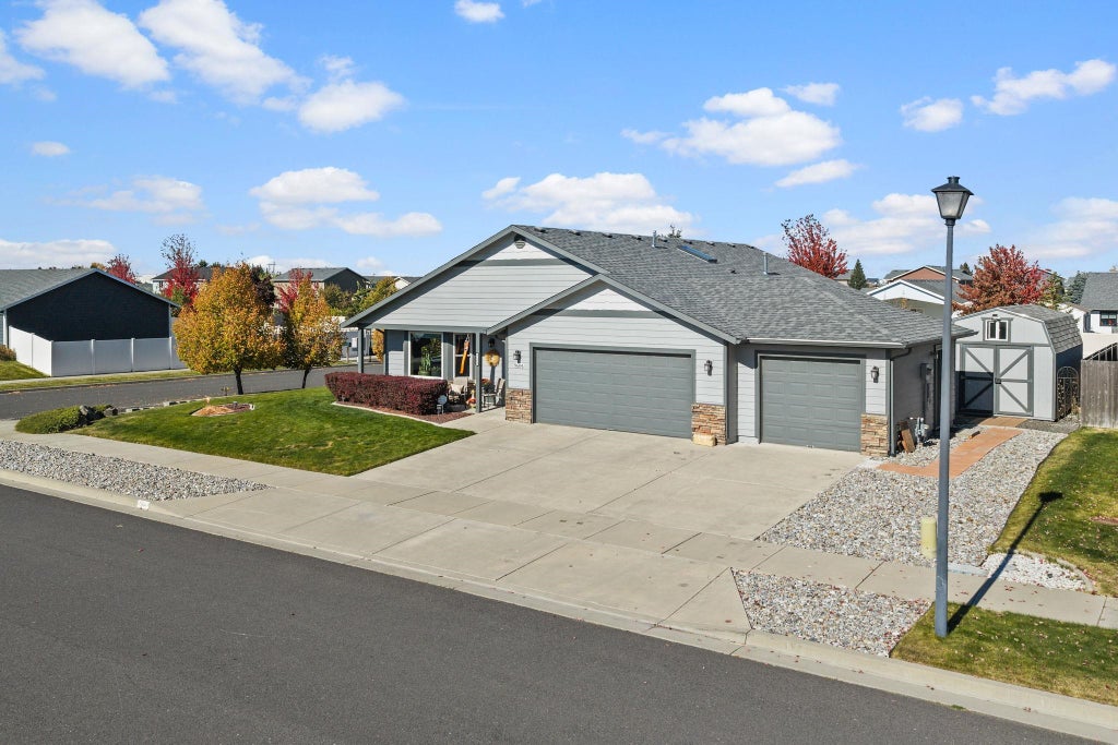 Photo of 9604 W 72nd Ave, Cheney, WA 99004 (MLS # 202625971)
