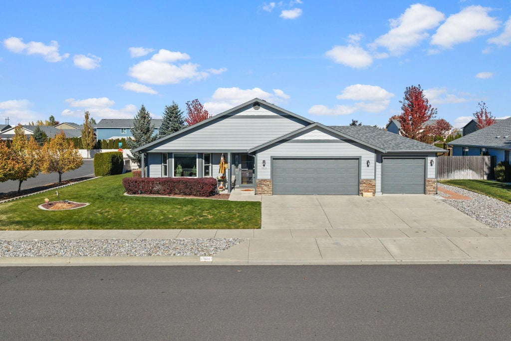 Photo of 9604 W 72nd Ave, Cheney, WA 99004 (MLS # 202625971)