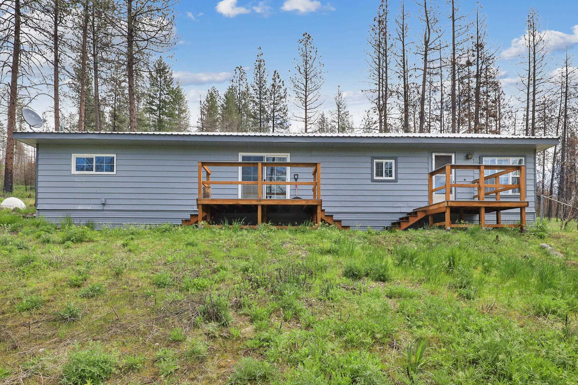 Photo 2 of 24 of 5067 A Rail Canyon Rd mobile home