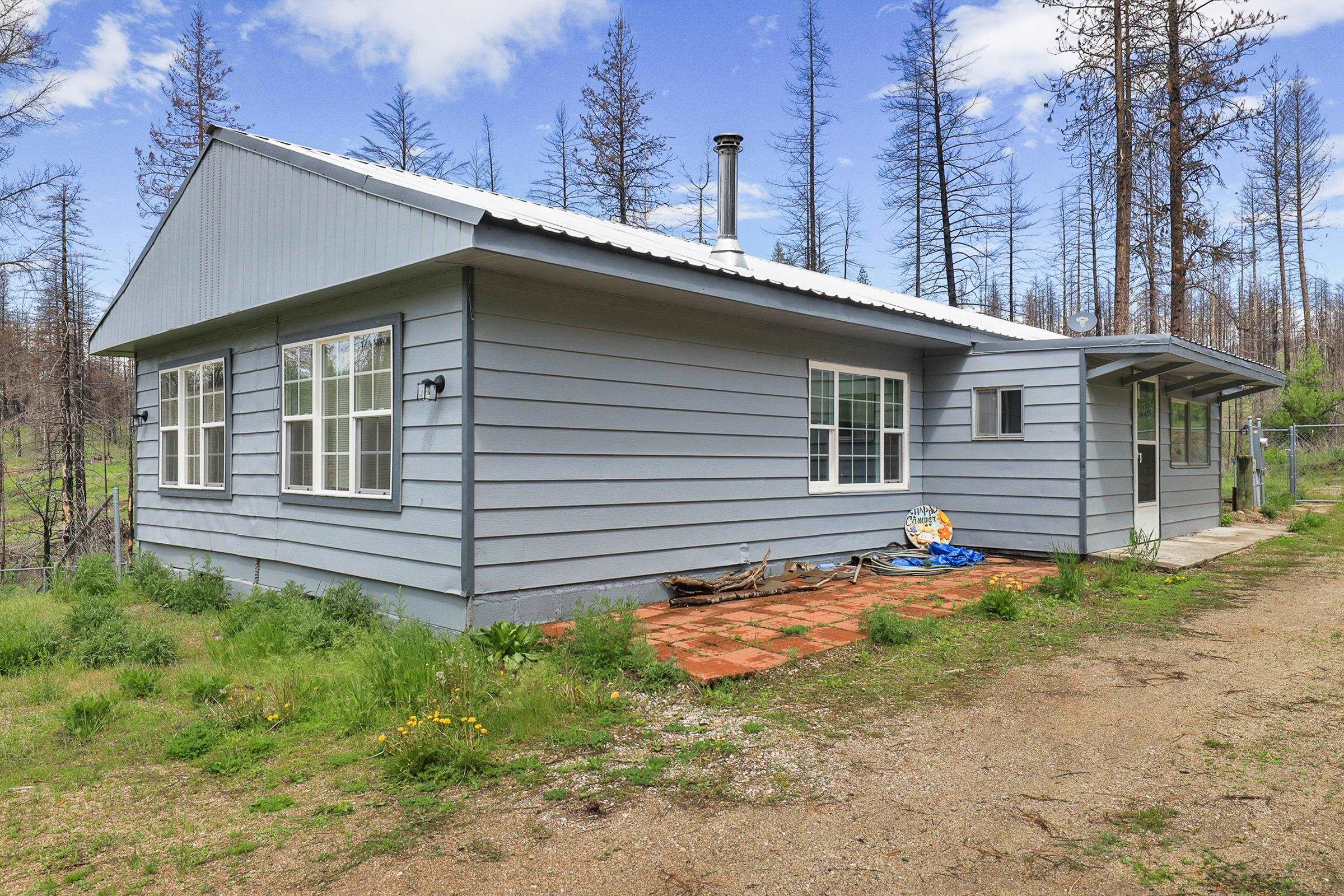 Photo 21 of 24 of 5067 A Rail Canyon Rd mobile home