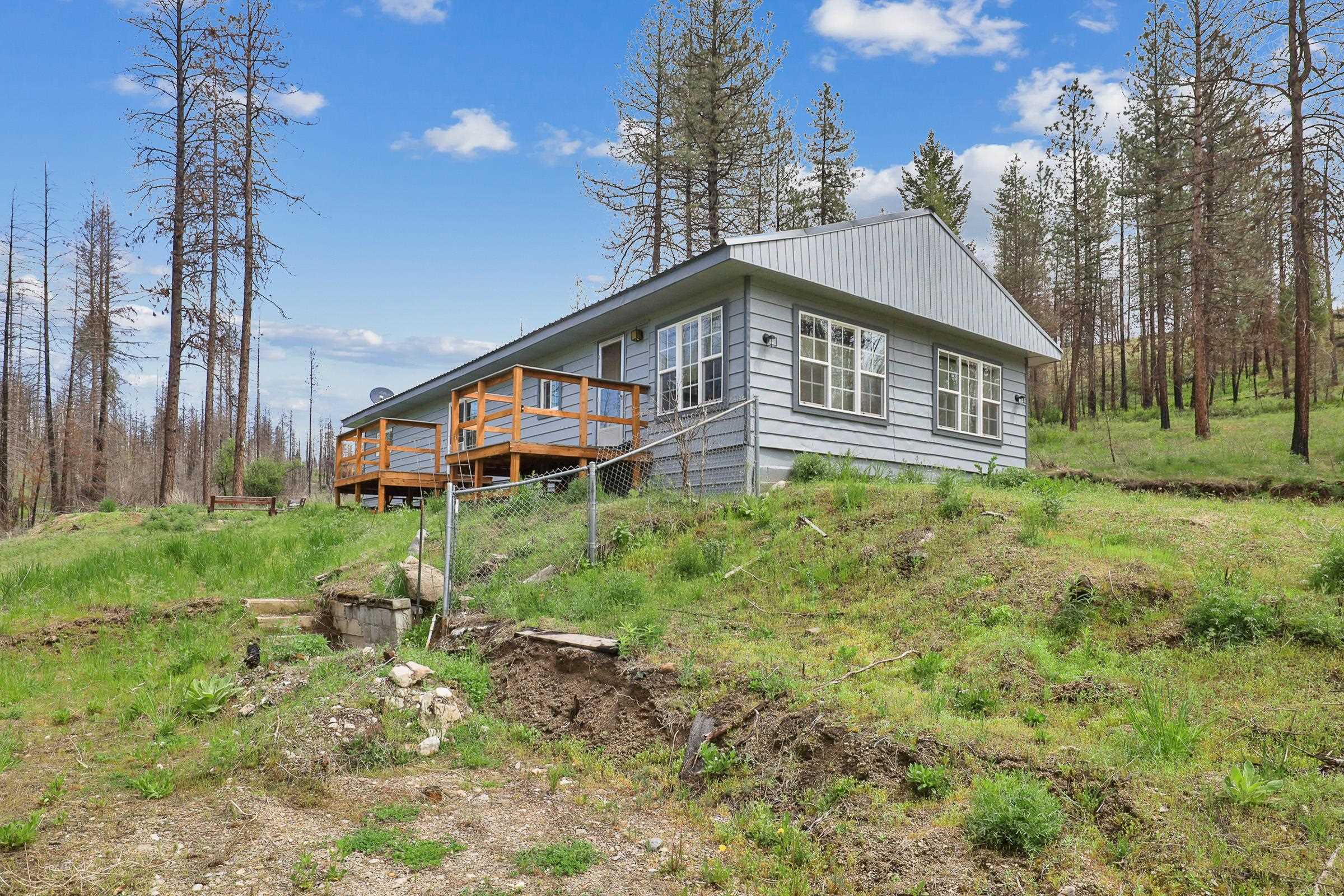 Photo 3 of 24 of 5067 A Rail Canyon Rd mobile home