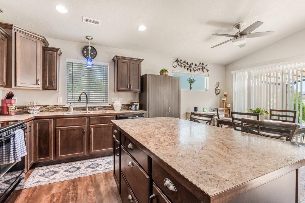 Photo of 17016 E Nora Ave, Spokane Valley, WA 99016 (MLS # 202625514)
