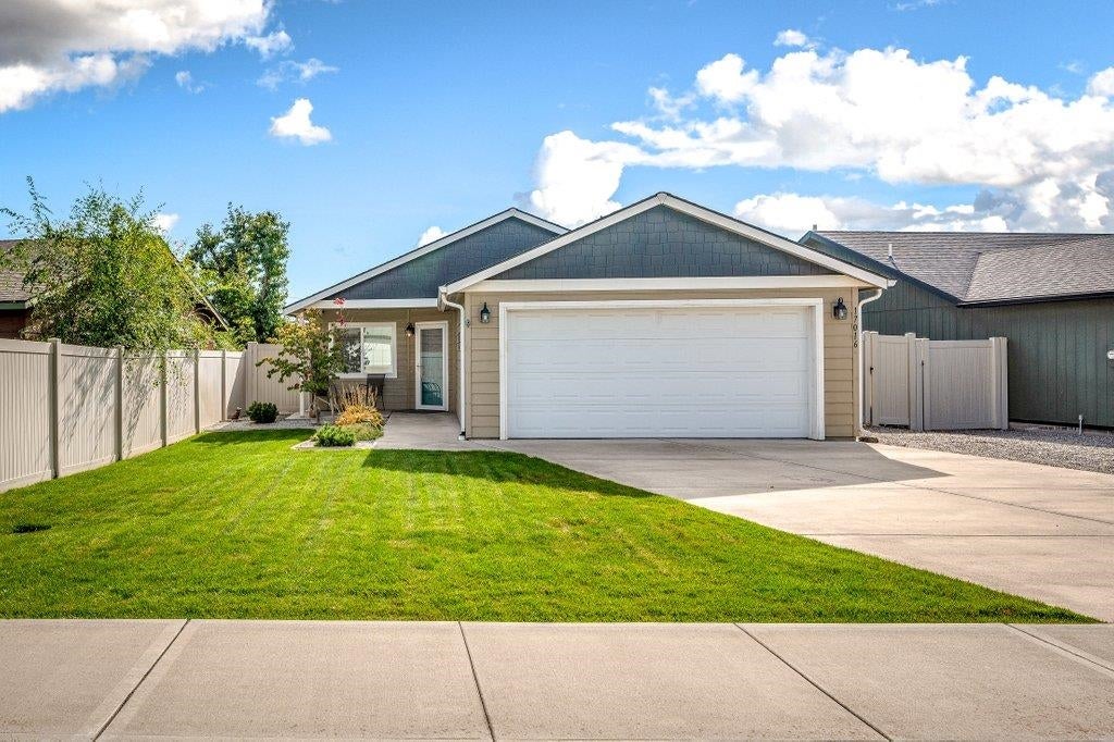 Photo of 17016 E Nora Ave, Spokane Valley, WA 99016 (MLS # 202625514)