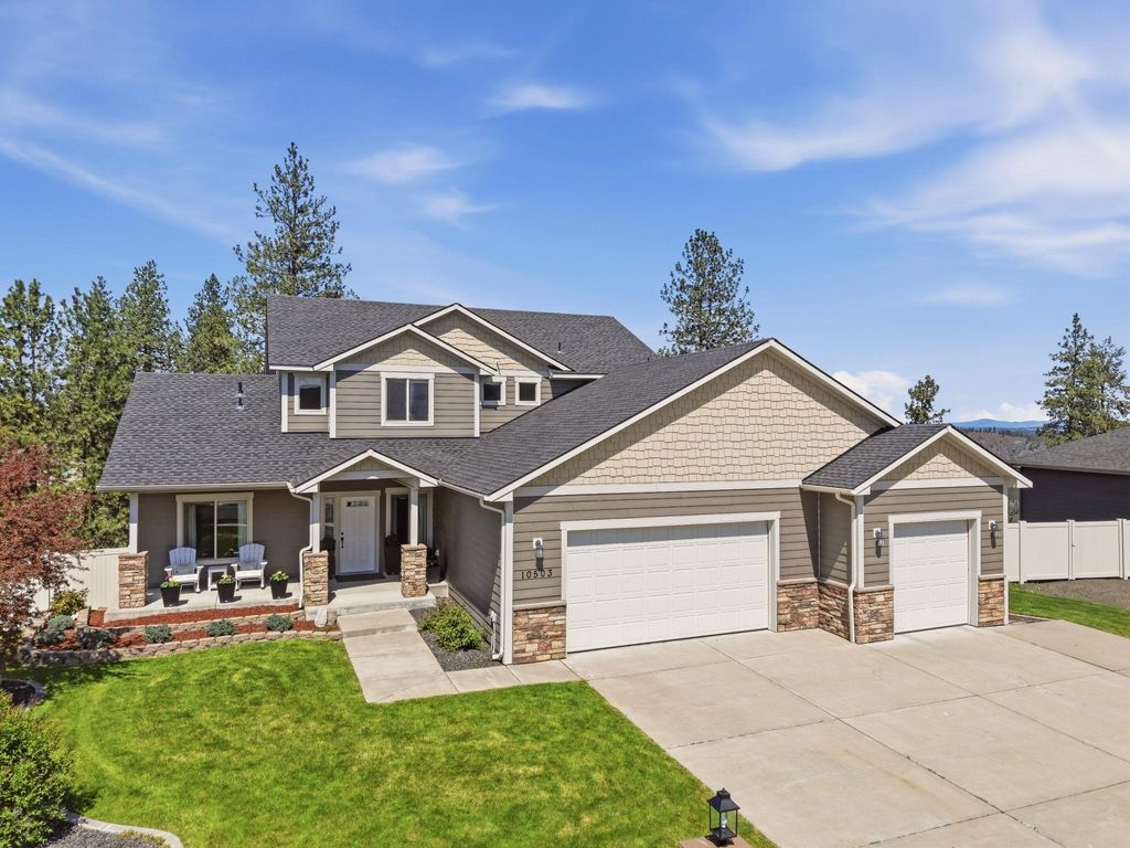 Photo of 10503 N Alberta Cir, Spokane, WA 99208 (MLS # 202616380)
