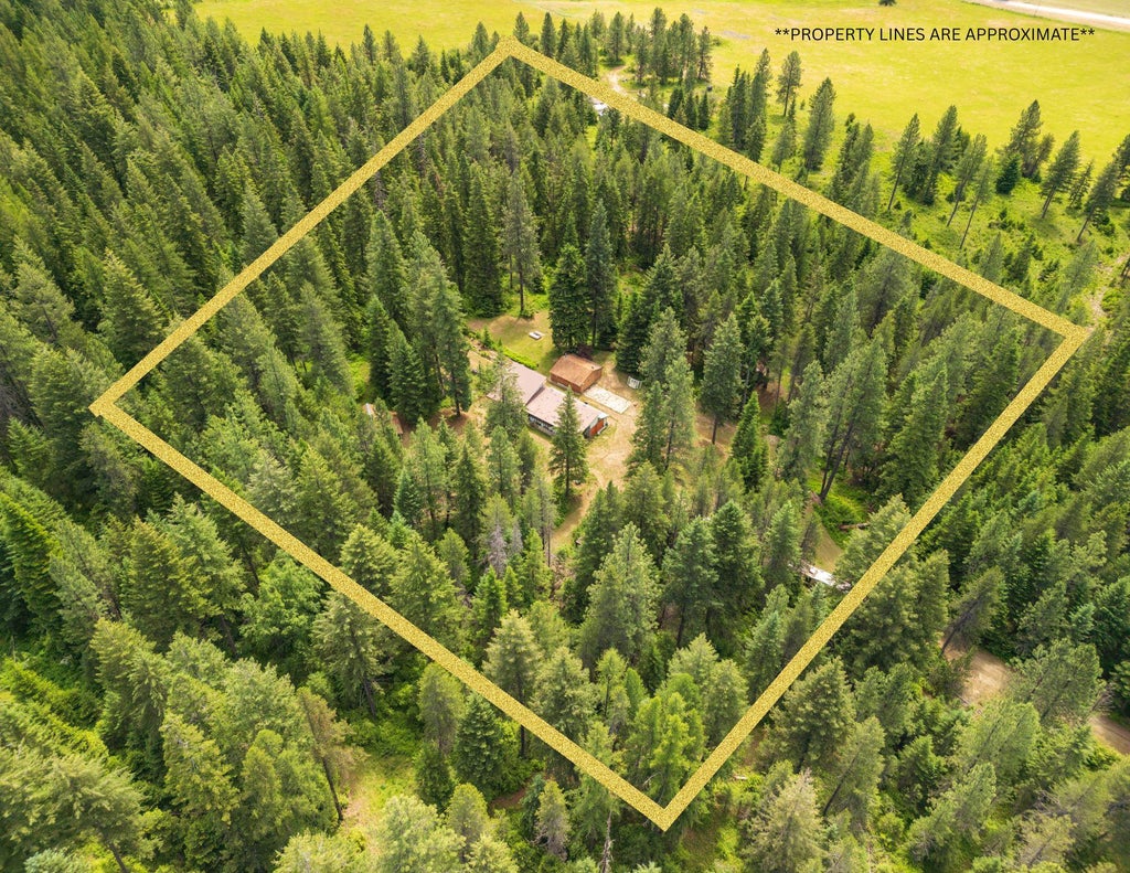 Photo of 330 Juanita Ln, Elk, WA 99009 (MLS # 202619709)