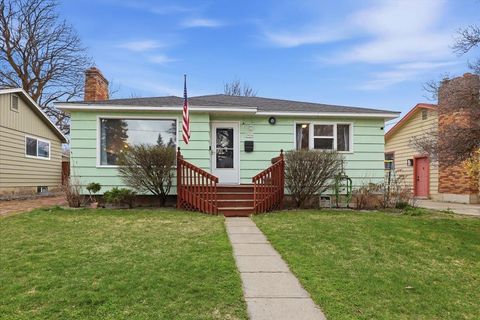 Photo of 3914 E 24th Ave, Spokane, WA 99223 (MLS # 202614792)