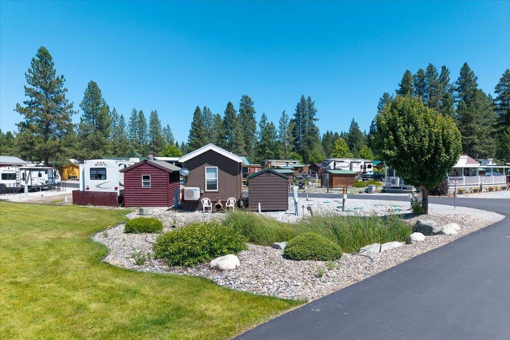 Photo of 21 Explorer Ln, Usk, WA 99180 (MLS # 202622107)