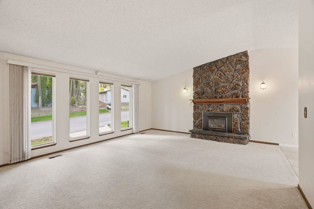 Photo of 4821 S Bates Rd, Spokane Valley, WA 99206 (MLS # 202616236)