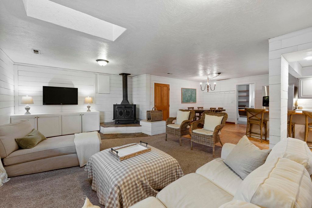 Photo of 6606 E Wagner Rd, Spokane, WA 99223 (MLS # 202525417)