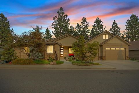 Photo of 13106 E Copper River Ln, Spokane, WA 99206 (MLS # 202613181)