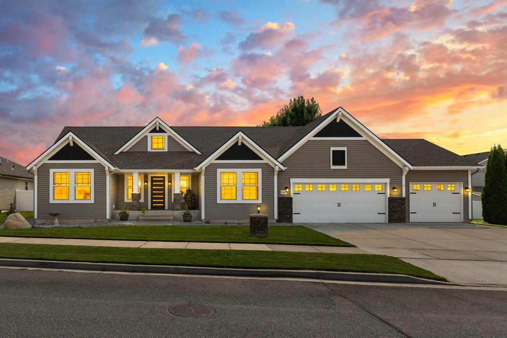 Photo of 19202 E 11th Ave, Greenacres, WA 99016 (MLS # 202622655)