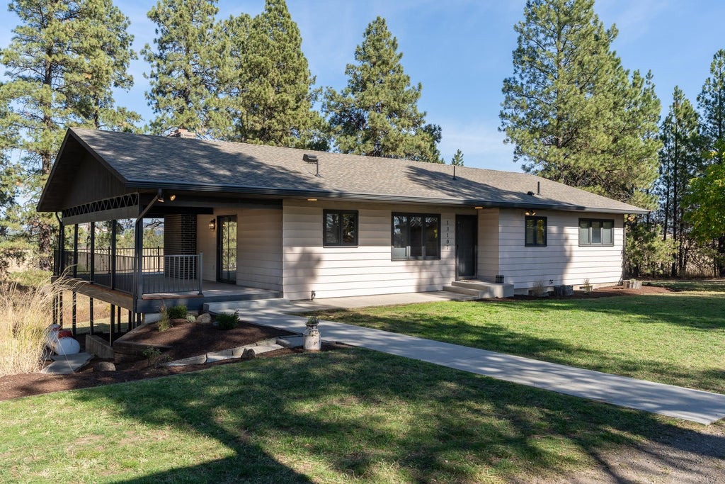 Photo of 13107 E Crisler Ave, Valleyford, WA 99036 (MLS # 202625521)