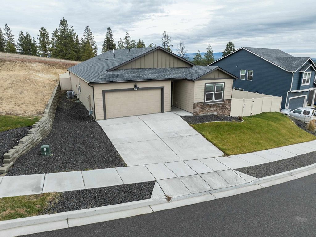 Photo of 8207 S Avery Rd, Cheney, WA 99004 (MLS # 202616432)