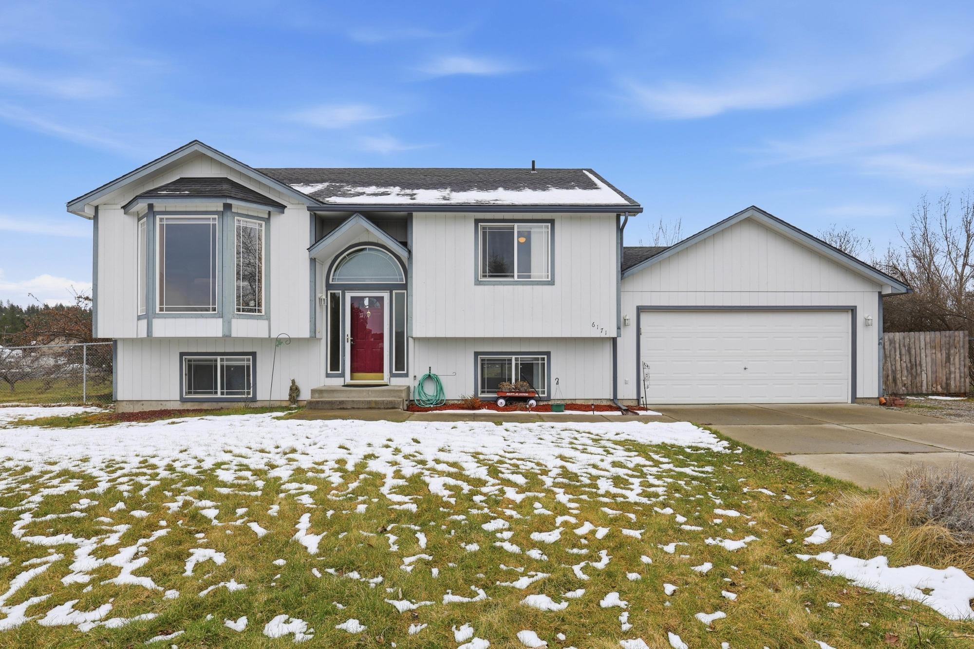Photo 1 of 30 — 6171 Moriah Dr, Nine Mile Falls, WA 99026
