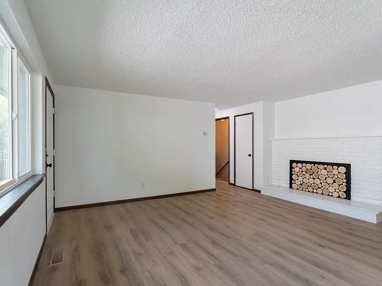 Photo of 512 E Longfellow Ave, Spokane, WA 99207 (MLS # 202624636)