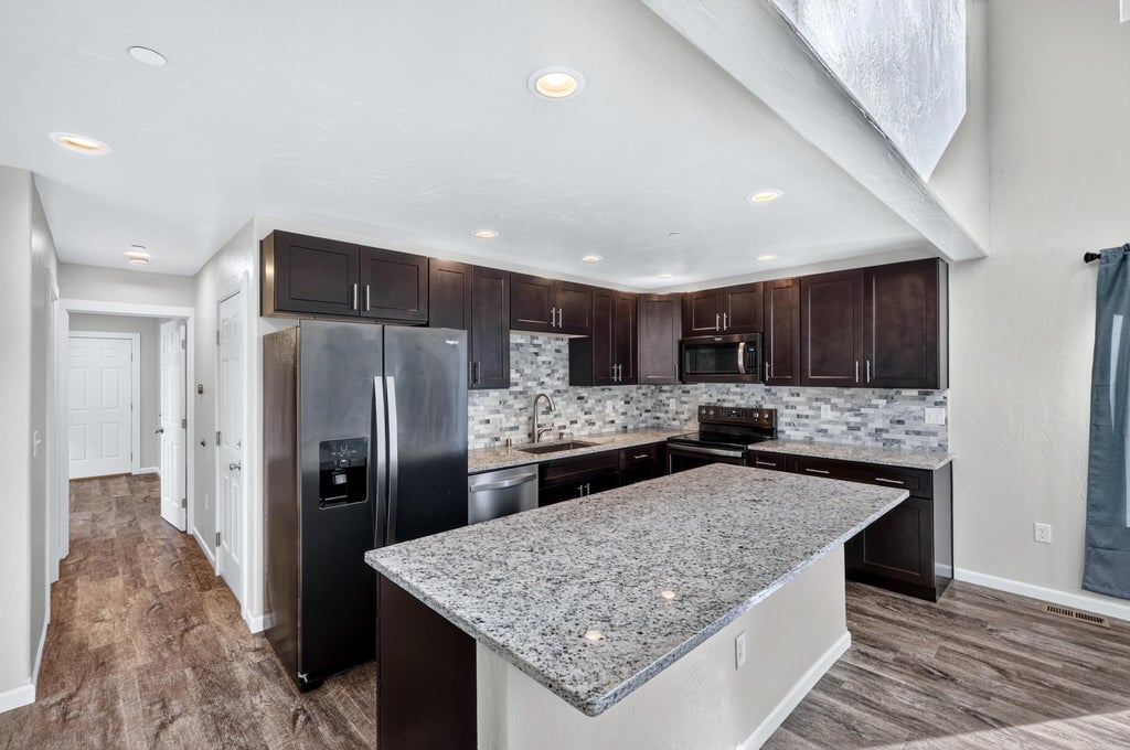 Photo of 2708 N Miami Ct, Spokane, WA 99217 (MLS # 202624480)
