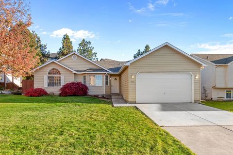 Photo of 8616 E Bull Pine Ln, Spokane, WA 99217 (MLS # 202526135)