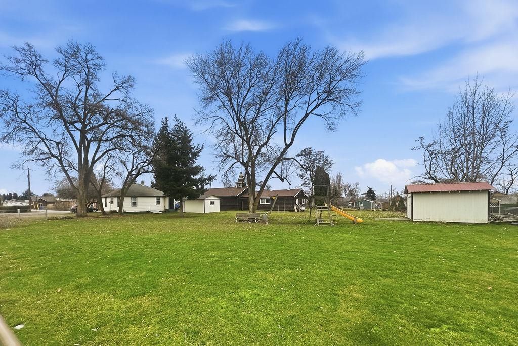 Photo of 13808 E Rich &amp; 4319 N Evergreen Rd Ave, Spokane, WA 99216 (MLS # 202616213)