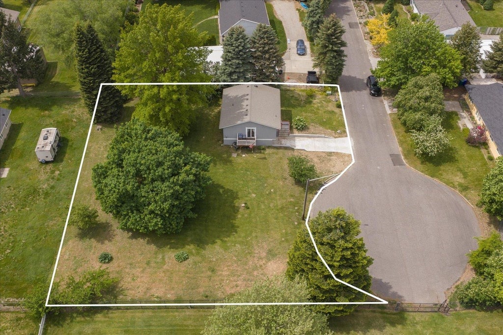 Photo of 1514 E 4th St, Deer Park, WA 99006 (MLS # 202617613)