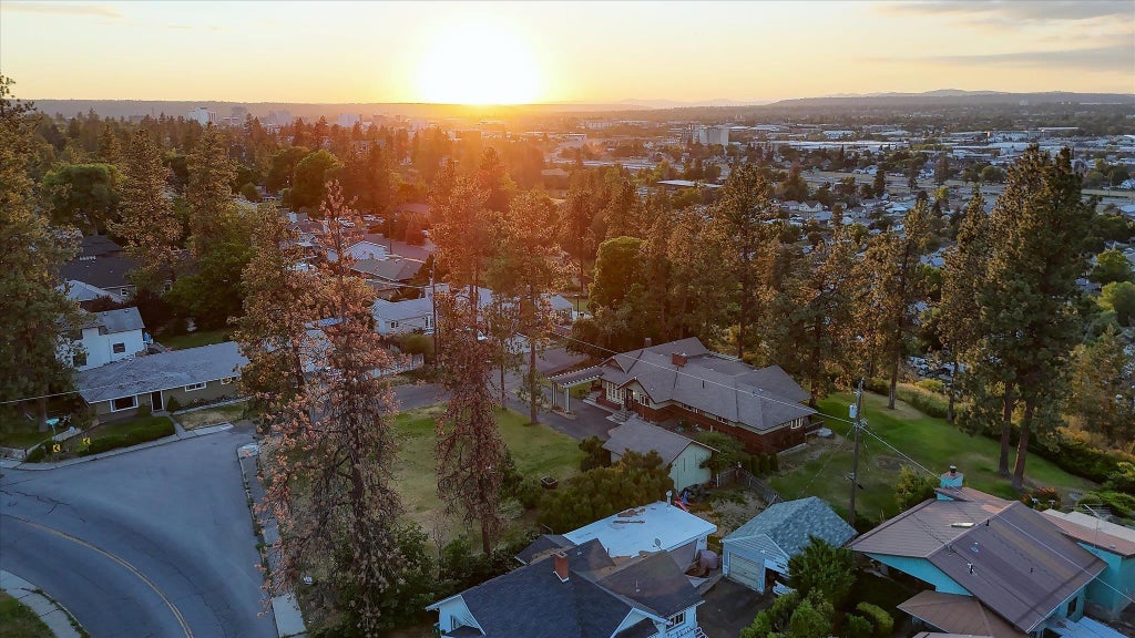 Photo of 2109 E 9th Ave, Spokane, WA 99202 (MLS # 202626167)