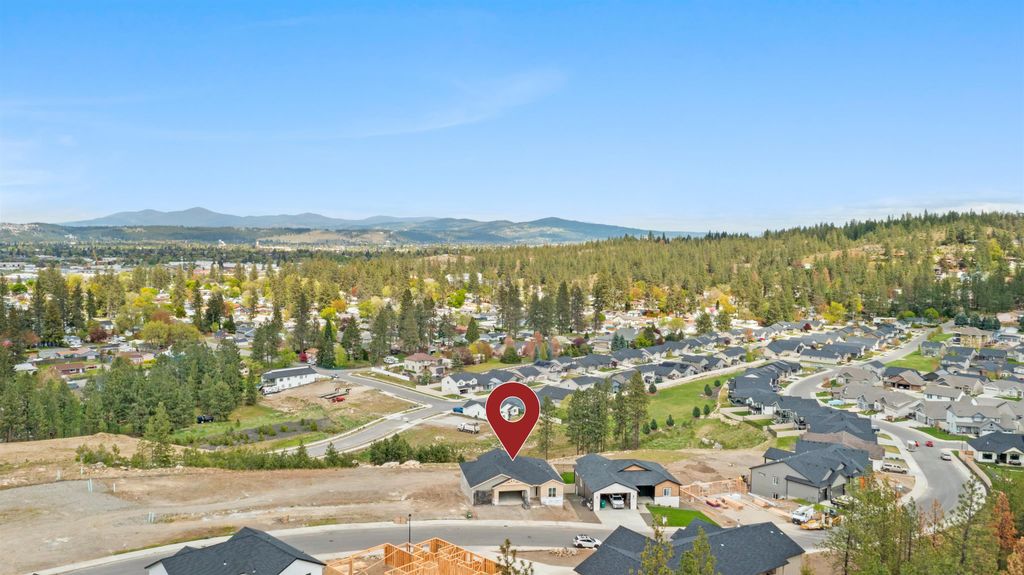 Photo of 6969 E Beverly Ave, Spokane Valley, WA 99212 (MLS # 202616415)