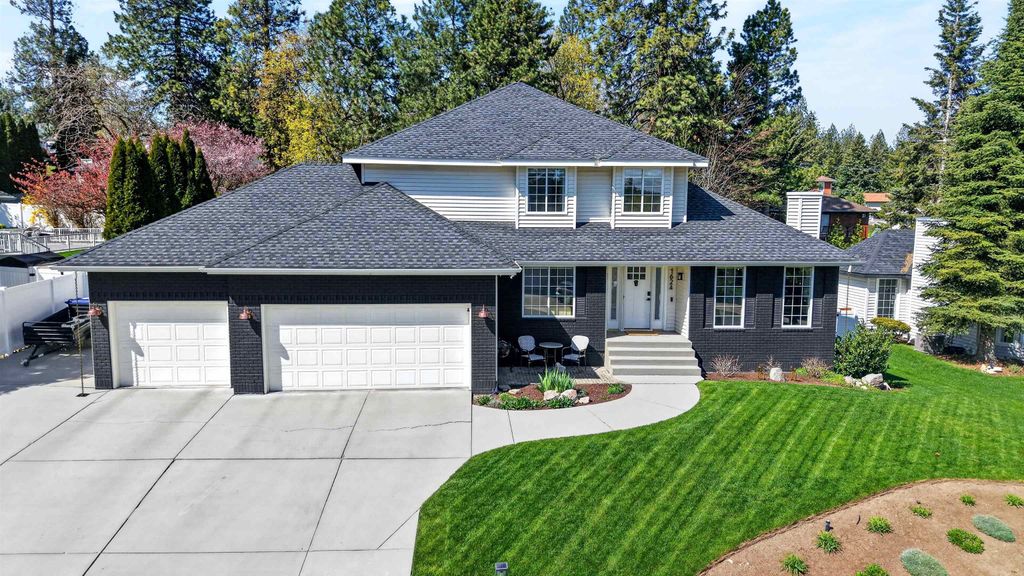 Photo of 1624 S Rocky Ridge Dr, Spokane Valley, WA 99212 (MLS # 202616333)
