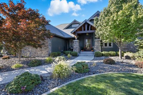 Photo of 2510 S Thierman Ln, Spokane, WA 99223 (MLS # 202525552)