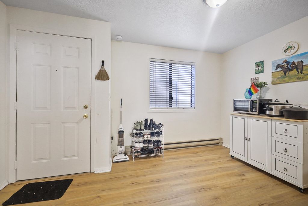 Photo of 1113 W 10th Ave, Spokane, WA 99203 (MLS # 202616161)