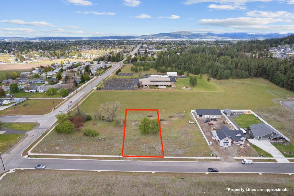 Photo of 15519 E 33rd Ct, Spokane Valley, WA 99037 (MLS # 202616528)