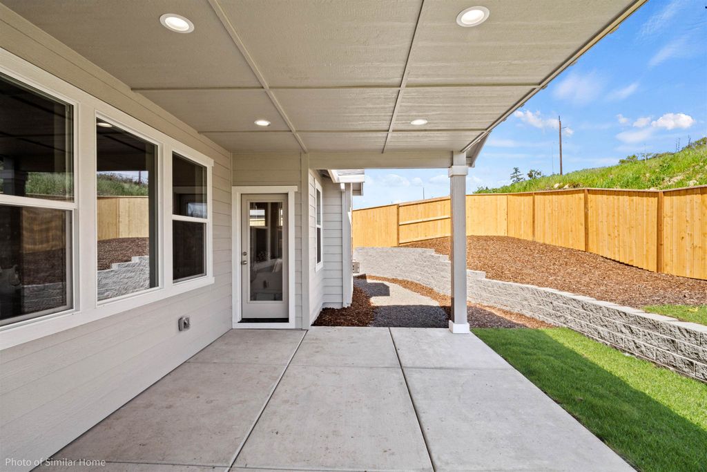 Photo of 2422 Annie Pl, Cheney, WA 99004 (MLS # 202616262)