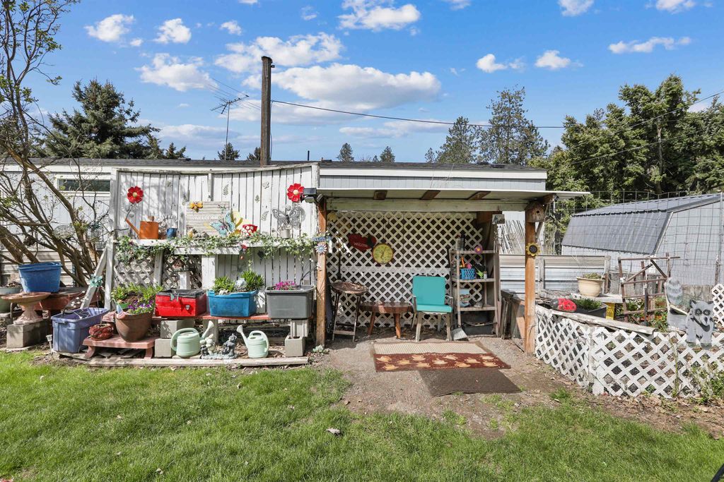 Photo of 24807 E Trent Ave, Newman Lake, WA 99025 (MLS # 202616263)