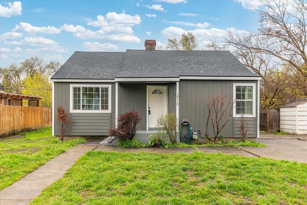 Photo of 10115 N Wesley Rd, Spokane, WA 99218 (MLS # 202615645)