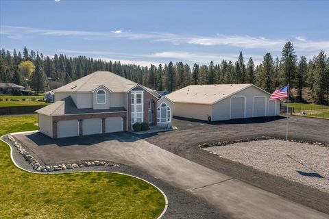 Photo of 21808 N Little Spokane Dr, Colbert, WA 99005 (MLS # 202614816)
