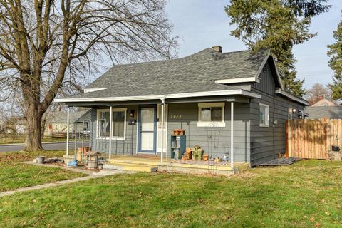 Photo of 2028 W Nora Ave, Spokane, WA 99205 (MLS # 202611028)