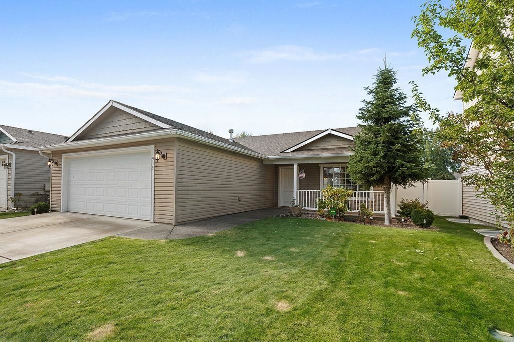 Photo of 1915 N Cavalier Rd, Liberty Lake, WA 99016 (MLS # 202525568)