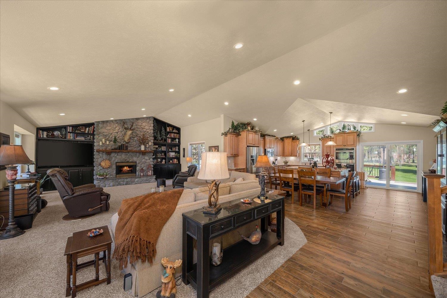 Photo 6 of 50 of 12599 W Snowbird Ct house
