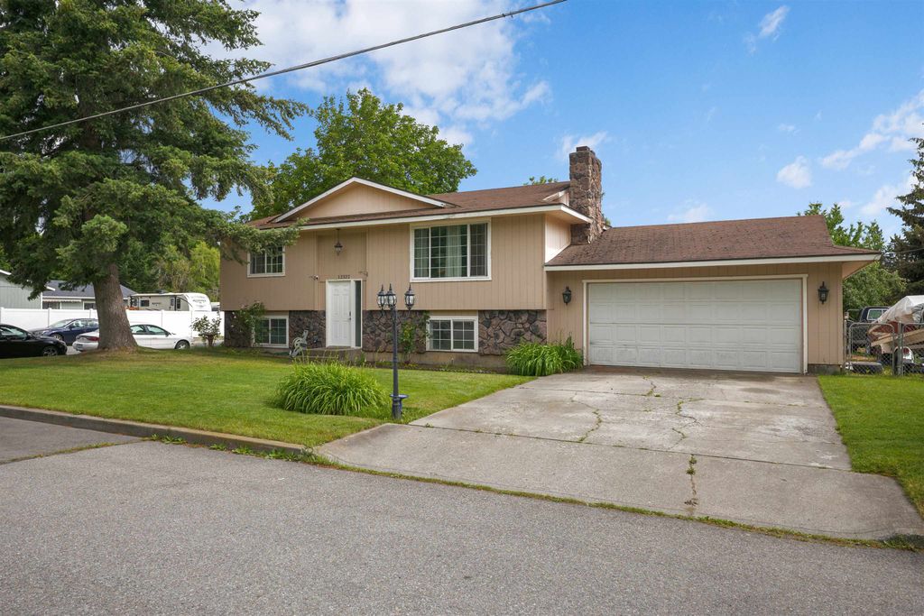 Photo of 12322 E 26th Ave, Spokane Valley, WA 99216 (MLS # 202619196)