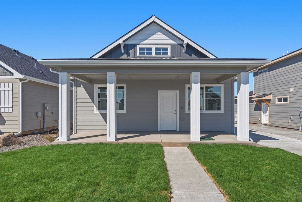 Photo of 68 S Treeline St, Airway Heights, WA 99001 (MLS # 202616318)