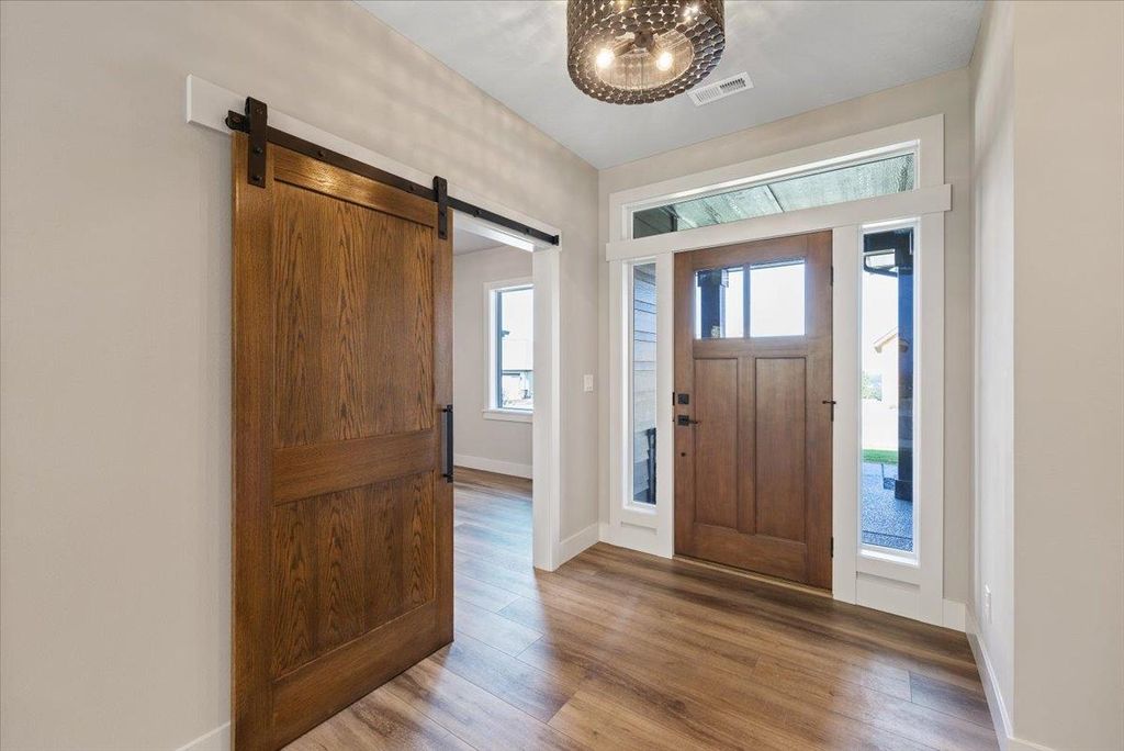 Photo of 5213 S Scout St, Spokane, WA 99223 (MLS # 202525502)