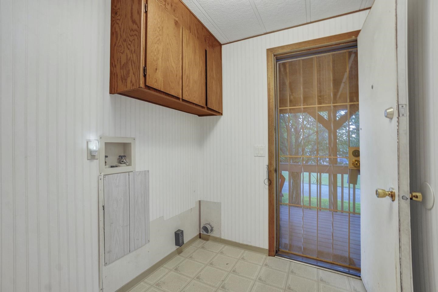 Photo 10 of 43 of 3301 E Bull Run Ln mobile home