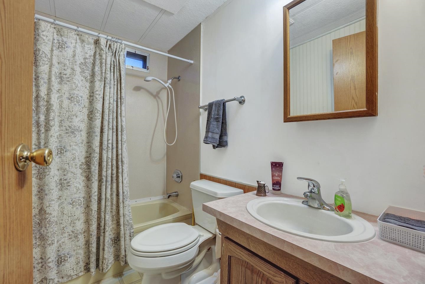 Photo 14 of 43 of 3301 E Bull Run Ln mobile home