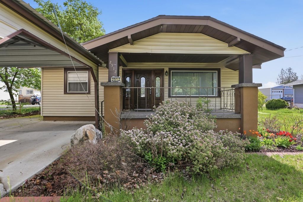 Photo of 2512 N Park Rd, Spokane Valley, WA 99212 (MLS # 202616334)