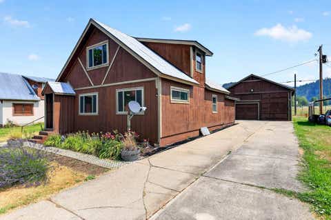 Photo of 309 Park St, Metaline Falls, WA 99153 (MLS # 202621999)