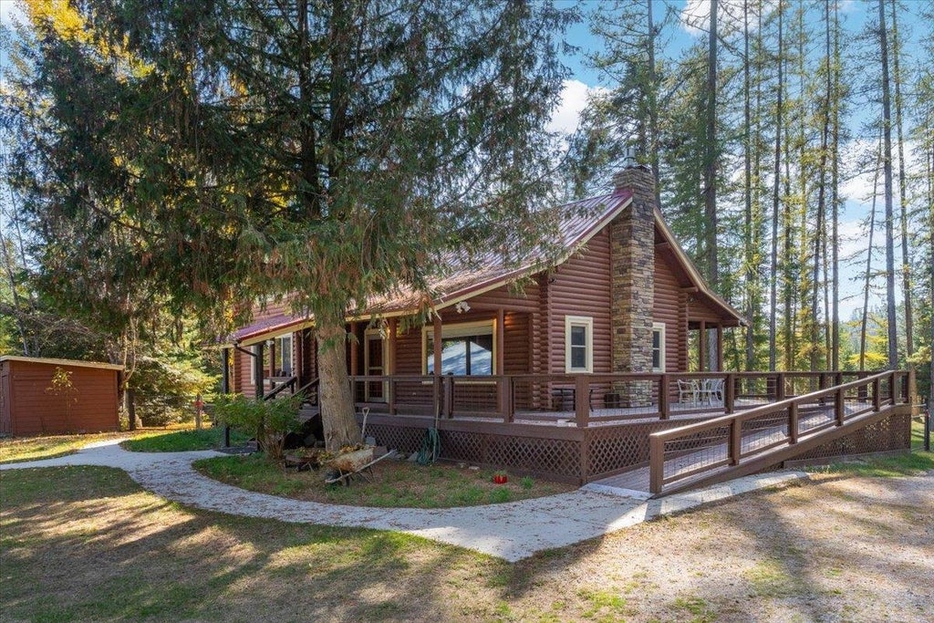 Photo of 44 Weber Rd, Newport, WA 99156 (MLS # 202626135)