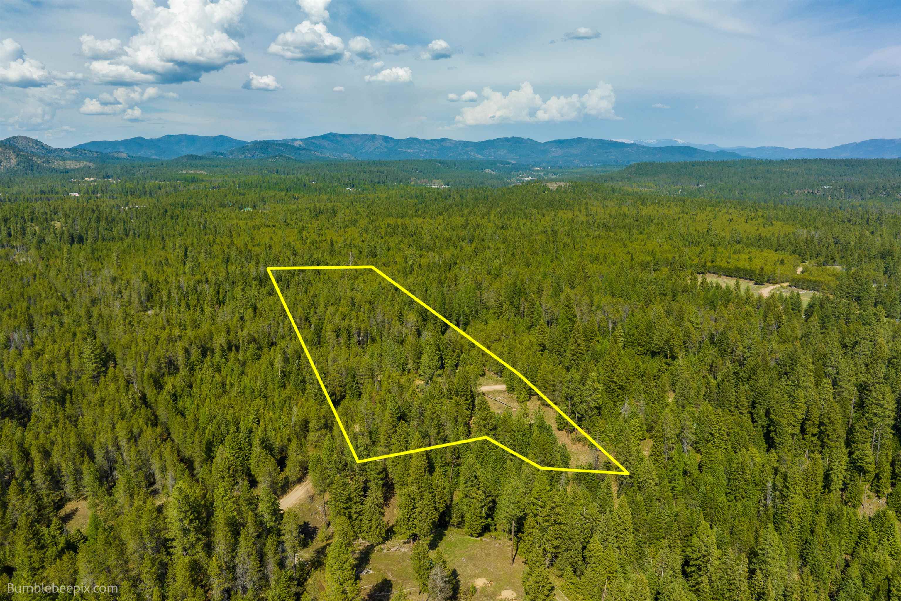 Photo 1 of 22 of L2 Blk B Pines Rd land