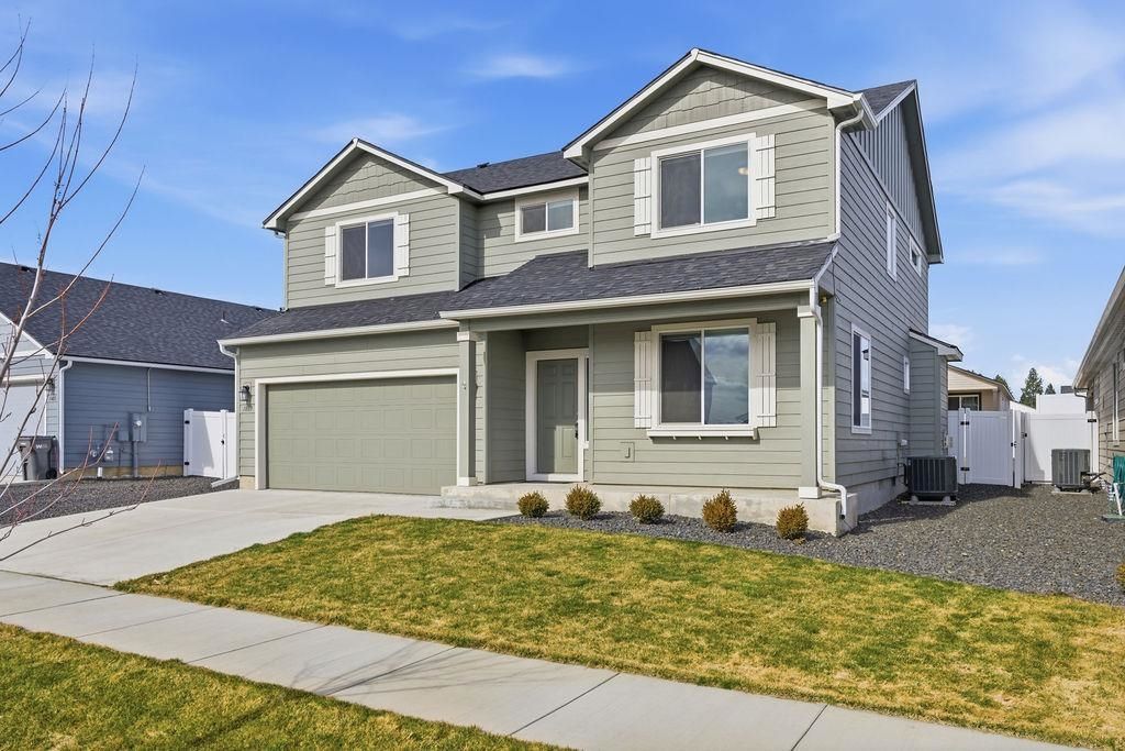 Photo of 1809 E C St, Deer Park, WA 99006 (MLS # 202612900)